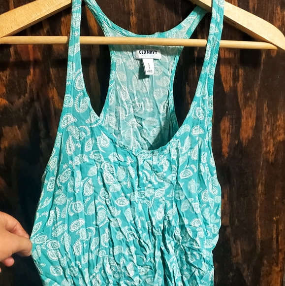 Bundle- Tank Top - Picture 2 of 8